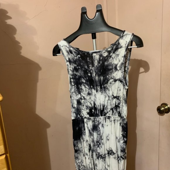 One CLothing Sleeveless Tie Dyed Romper - Picture 4 of 7